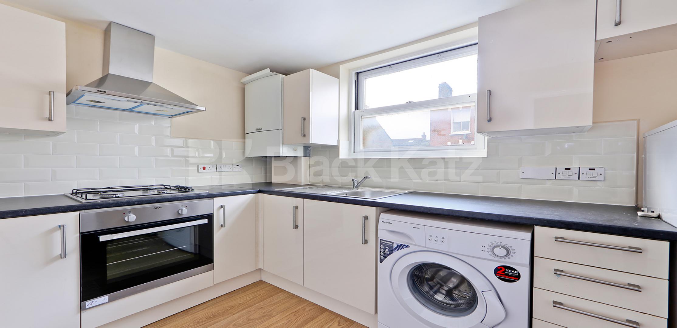 			UNDER OFFER, 1 Bedroom, 1 bath, 1 reception Penthouse			 Lavender Hill, Battersea/Clapham